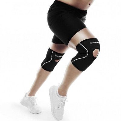 Rehband UD Knee Sleeve Patella Open 5mm Black, Knästöd